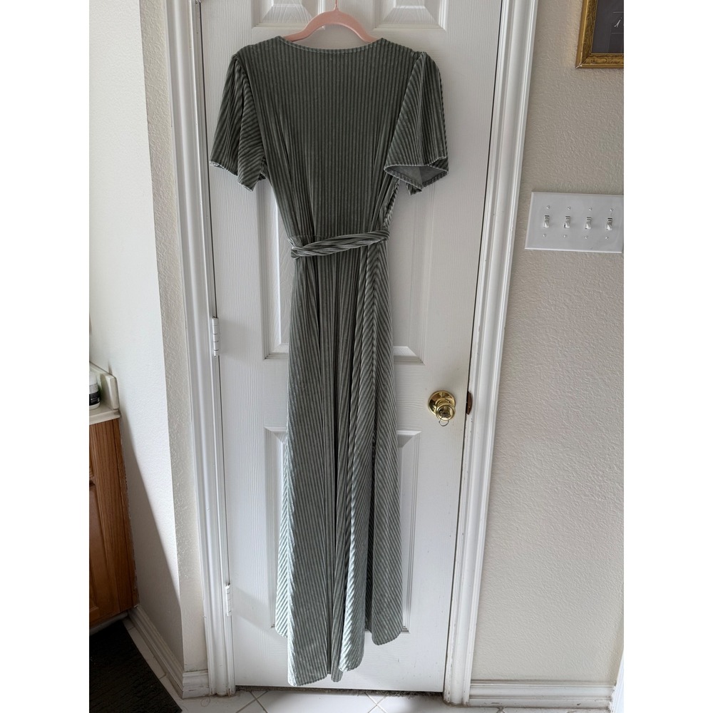 NWT Baltic Born Sage Green Velvet Pleated Wrap Dress Midi Short Sleeve M Medium - Picture 7 of 8